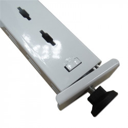 Columna blanca para estanteria comercial